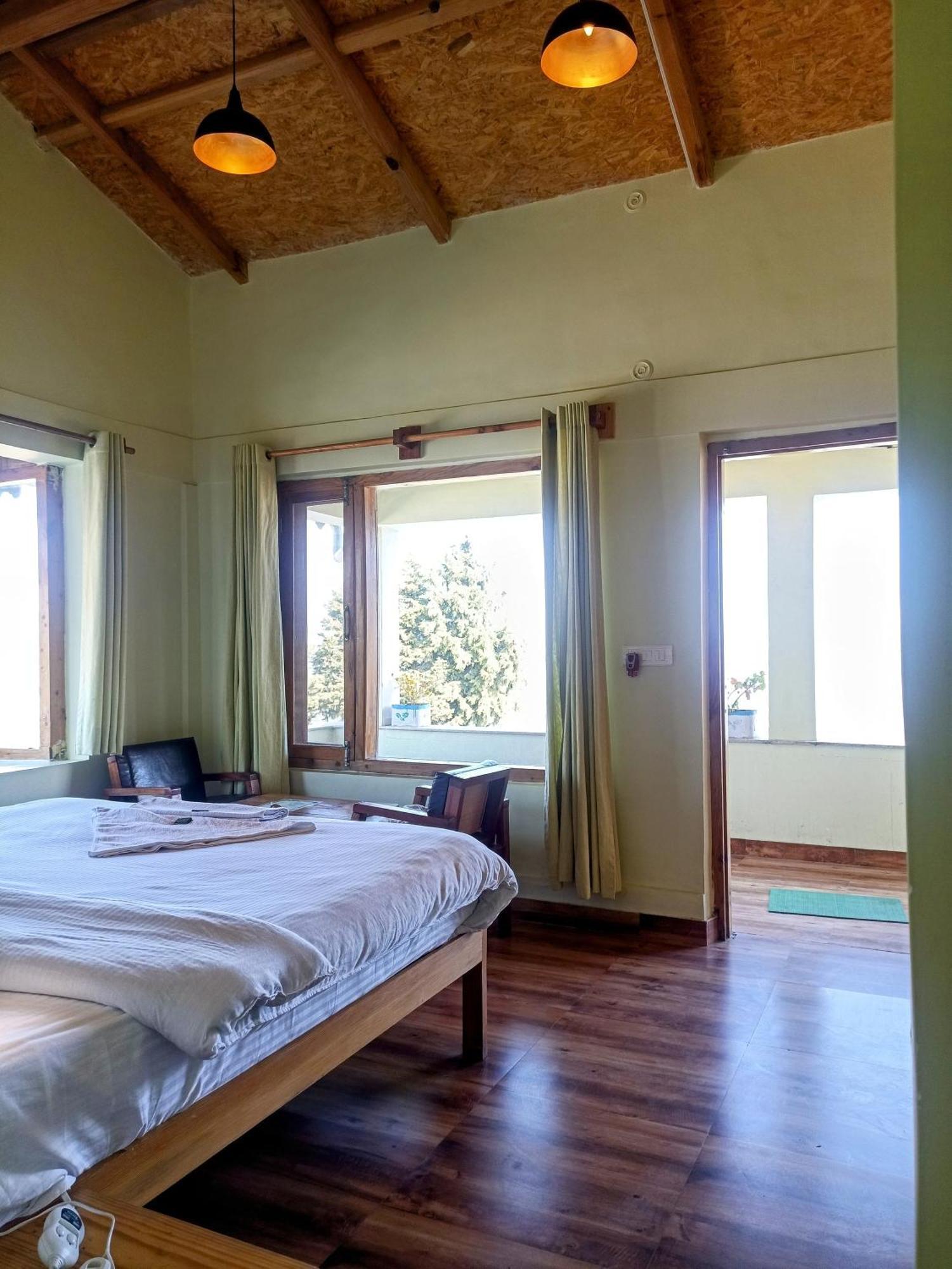 Chirping Orchard, Mukteshwar Bed and Breakfast Εξωτερικό φωτογραφία